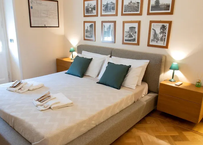 Moon Cove, Borghese Prestige Hideaway * Rome