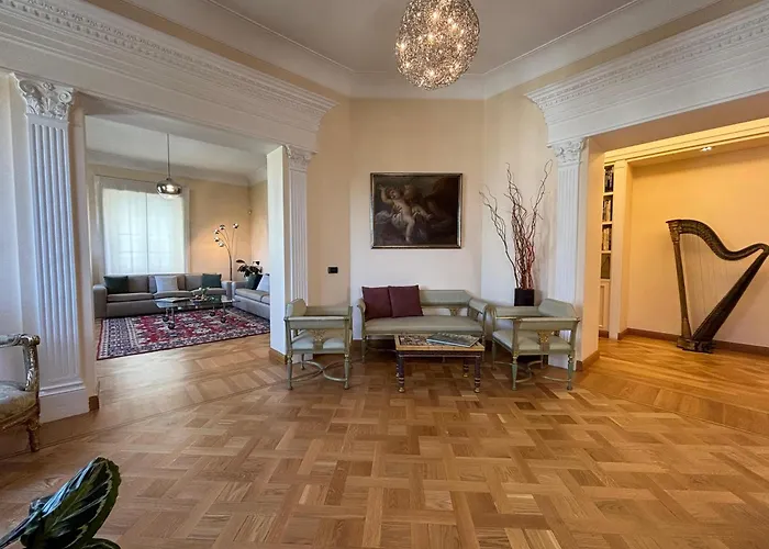 Moon Cove, Borghese Prestige Hideaway * Rome