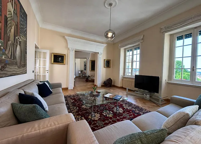 Apartment Moon Cove, Borghese Prestige Hideaway *