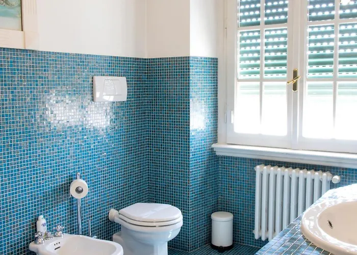 Moon Cove, Borghese Prestige Hideaway Apartment *