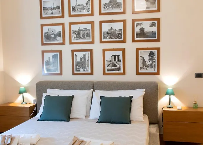 Moon Cove, Borghese Prestige Hideaway Apartment *