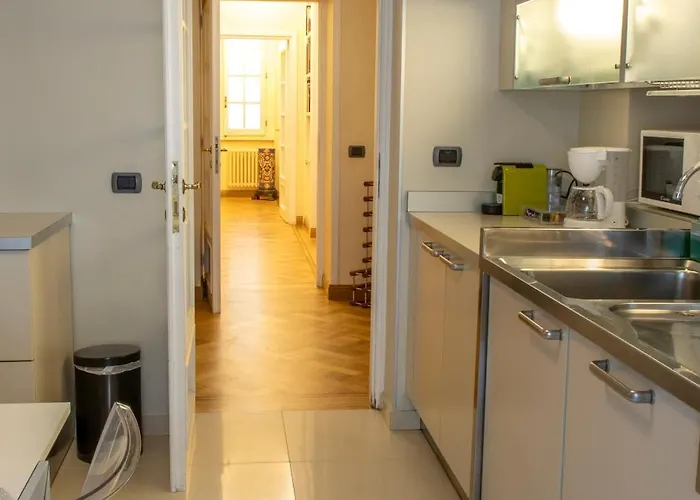 Apartment Moon Cove, Borghese Prestige Hideaway *